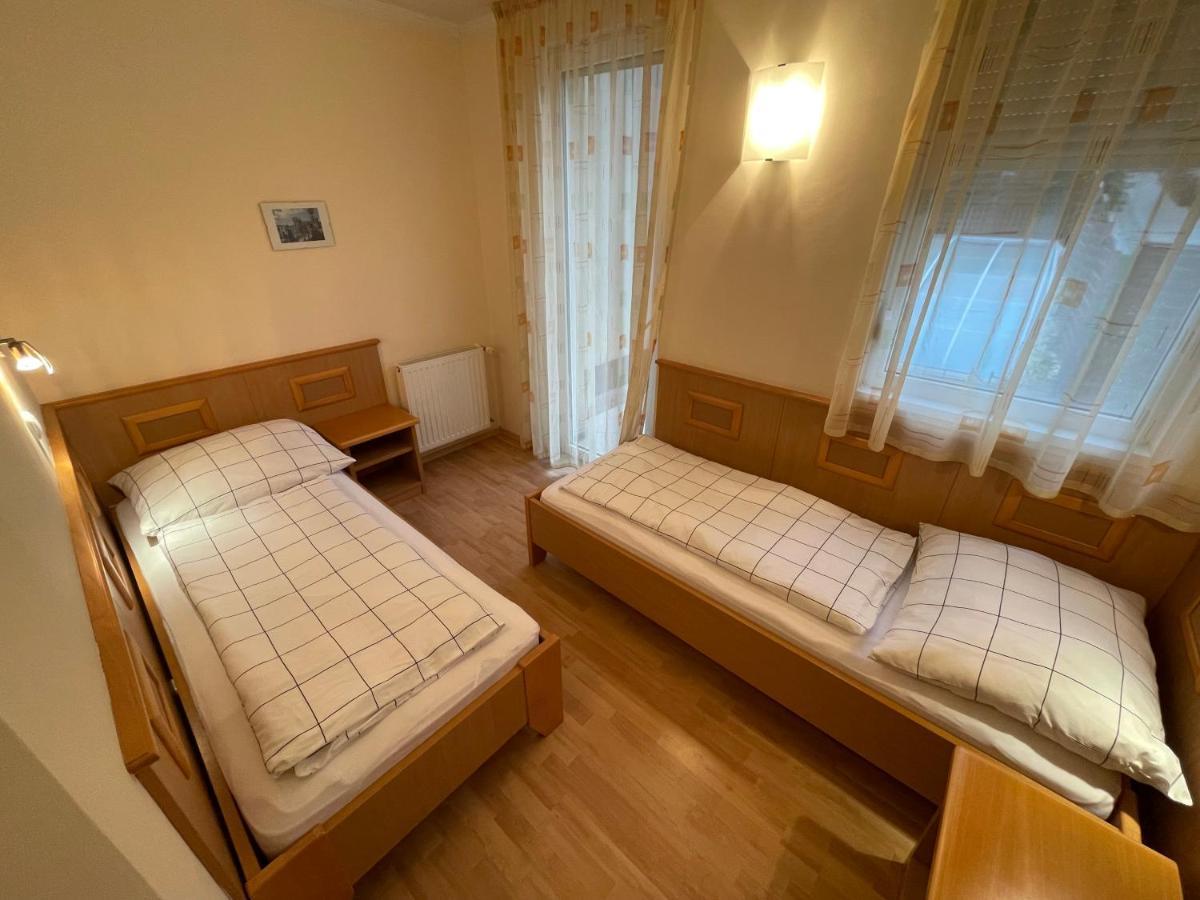 Garda Wellness Apartmanhaz Hévíz Екстериор снимка
