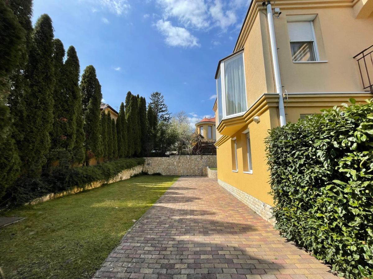 Garda Wellness Apartmanhaz Hévíz Екстериор снимка
