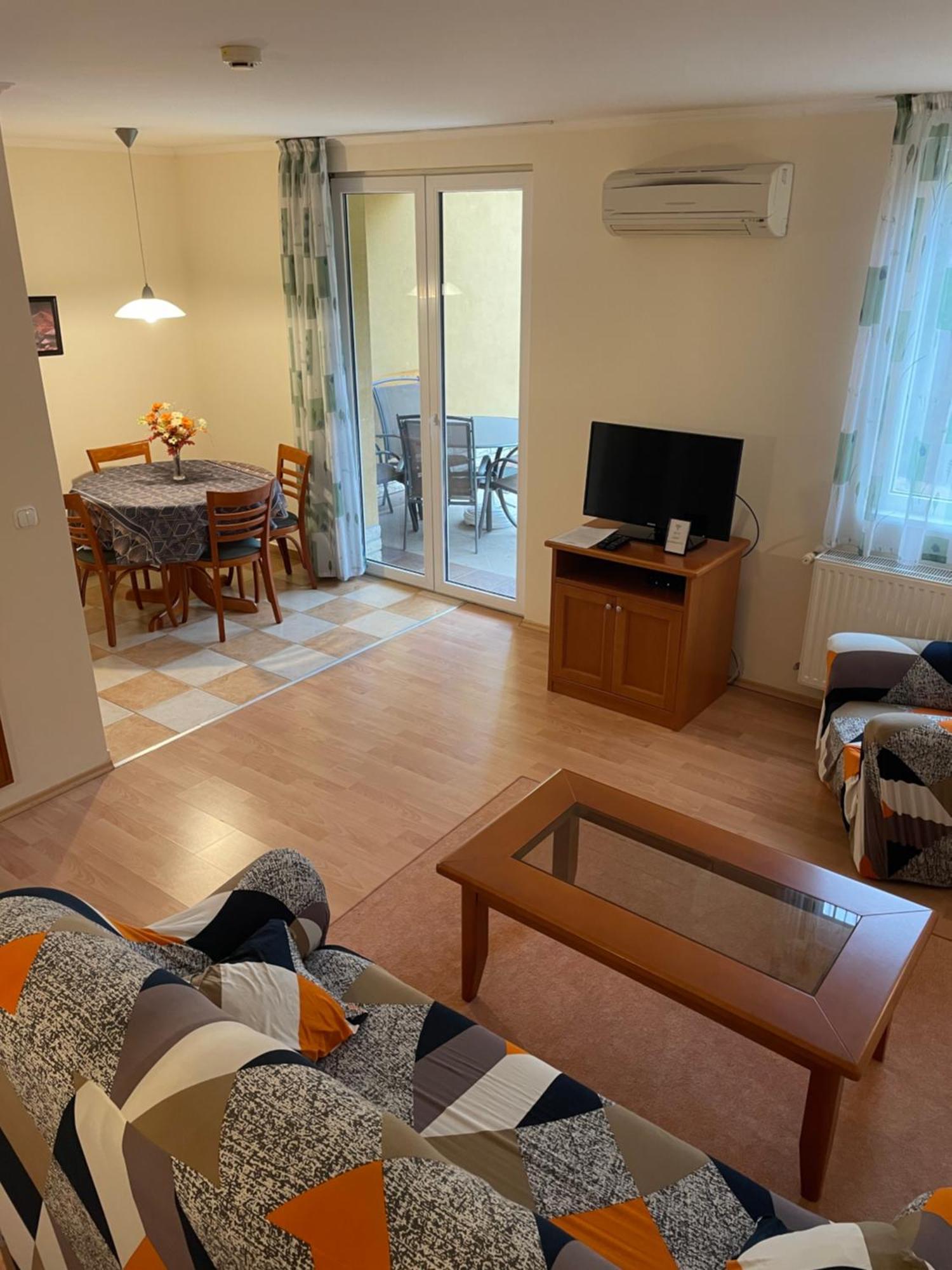 Garda Wellness Apartmanhaz Hévíz Стая снимка
