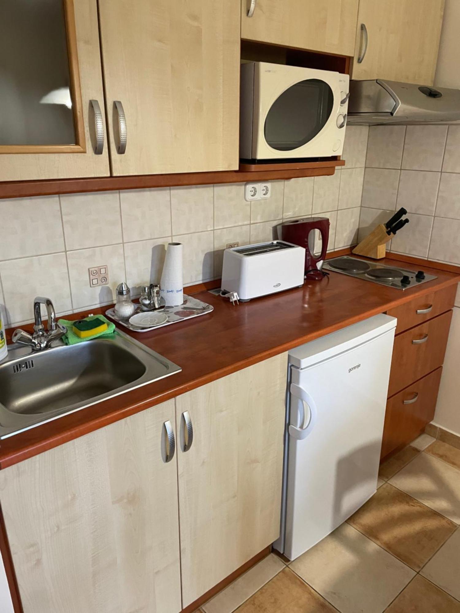 Garda Wellness Apartmanhaz Hévíz Стая снимка